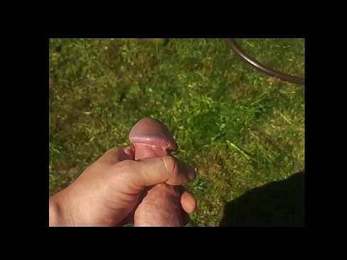 ❤️ Hot hottie si fa scopare la figa rosa e sborra con uno squirt in un giardino estivo ️❌ Video di sesso al it.port-amurasso.ru ☑