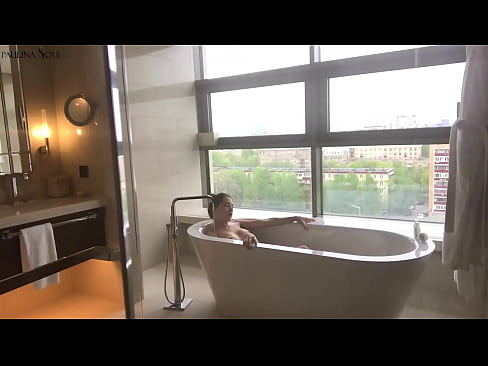 ❤️ Tremenda pupa che si masturba appassionatamente la figa in bagno ️❌ Video di sesso al it.port-amurasso.ru ☑