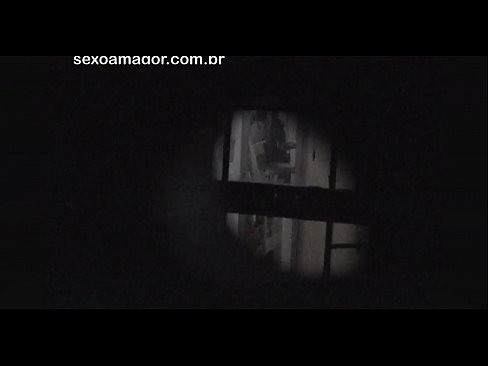 ❤️ Blondie viene segretamente filmato da un voyeur del quartiere nascosto dietro mattoni cavi ️❌ Video di sesso al it.port-amurasso.ru ☑